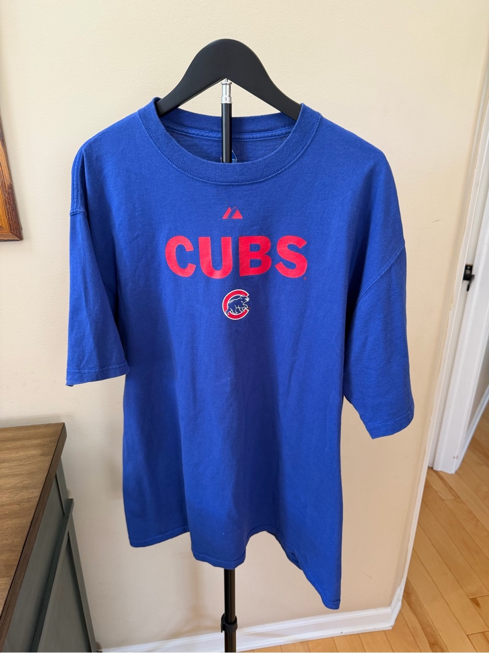 Chicago Cubs Majestic T Shirt Mens XL Blue Wrigley Field Graphic